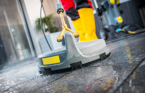 Best Commercial Building Pressure Washing  in Glenwood City, WI